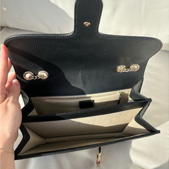 Gucci Interlocking G Shoulder Bag - Picture 7 of 11